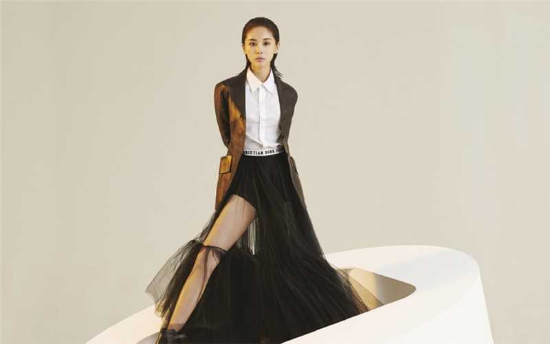 高清复古时尚帅气美女王子文个性风格服饰杂志图片图集