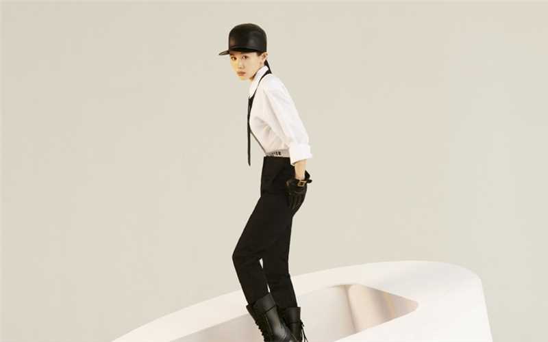 高清复古时尚帅气美女王子文个性风格服饰杂志图片图集