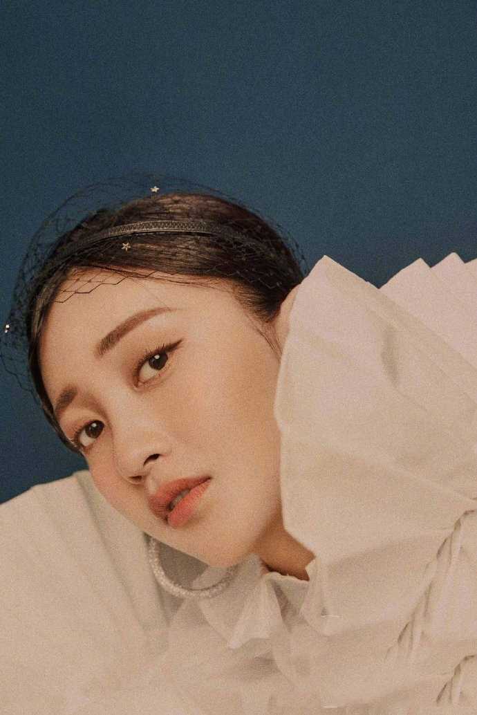 最全温柔优雅帅气美女包文婧时尚个人杂志图片相册