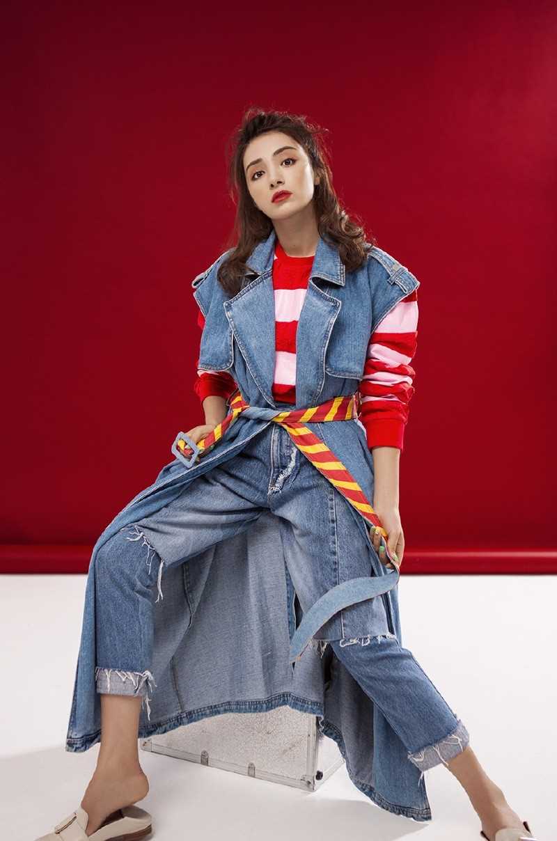 优质时尚香艳美女麦迪娜明星生活服饰个人相册