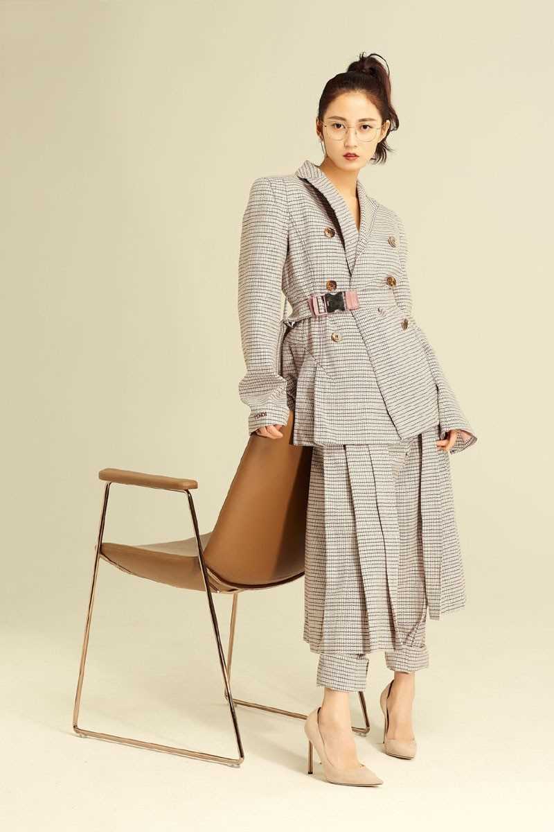 精选时尚亚洲女人陈钰琪百变服饰造型明星专辑图册