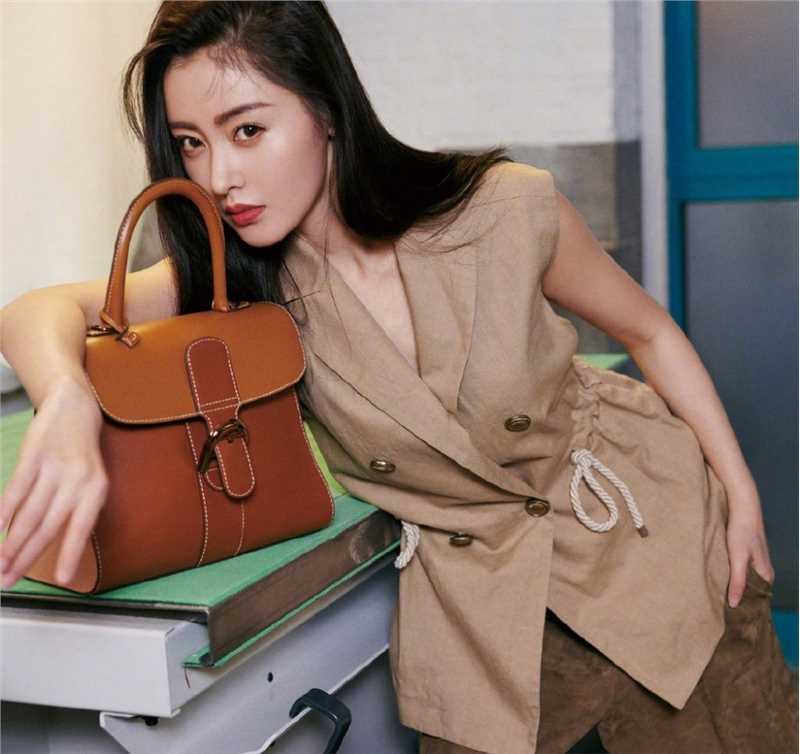 最新张天爱个人秀名媛时尚风格大片壁纸