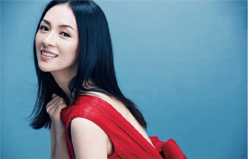 最新自信成熟御姐章子怡露背礼裙干练时尚明星图集