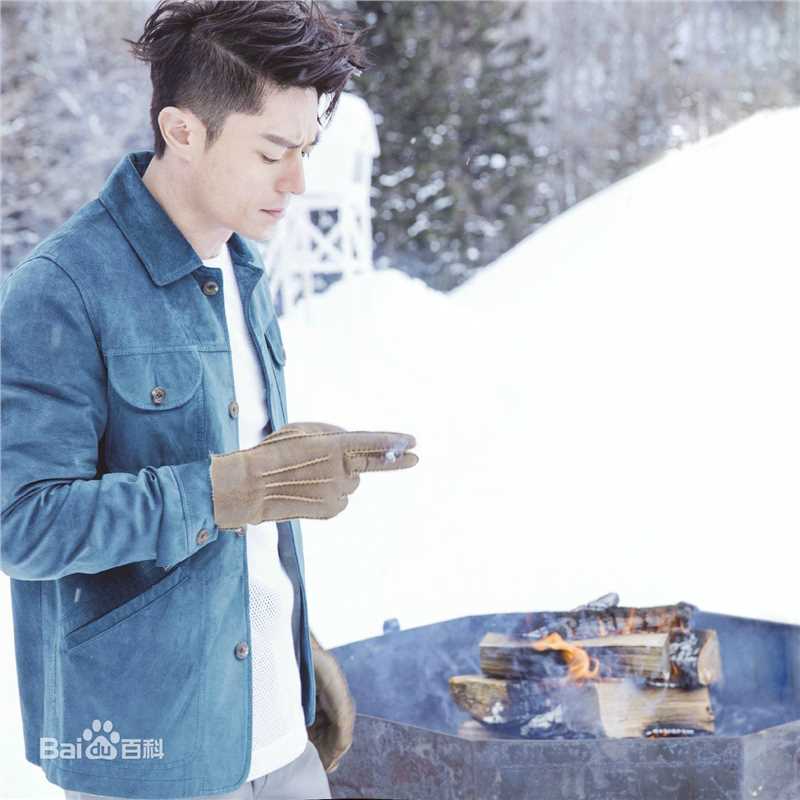霍建华(Wallace Huo)时尚芭莎生活照相册
