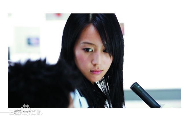 张钧甯(Ning Chang)在《痞子英雄》饰演蓝西英中的