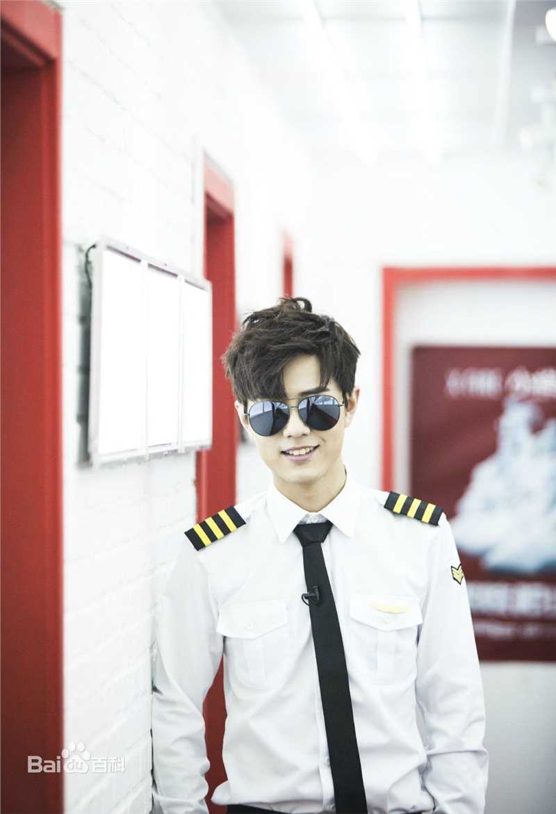 肖战燃少期间图图片图册