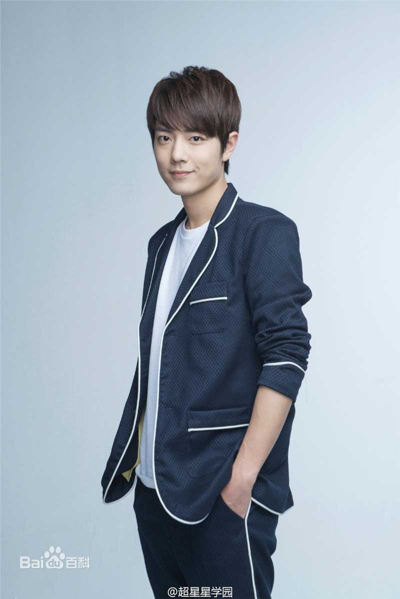 高清肖战在《超星星学园》方天择中的图册