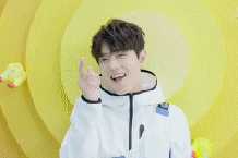 肖战动图性感图片图集