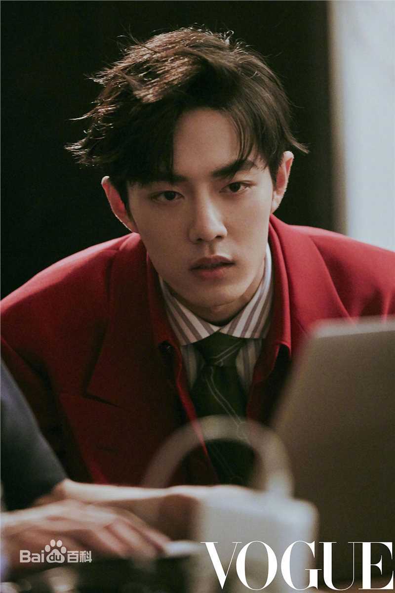 肖战Vogue服饰与美容壁纸壁纸
