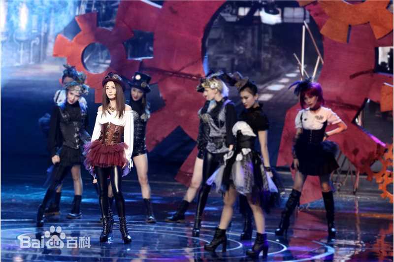 姚笛(Yao Di)在《跨界歌王》中的