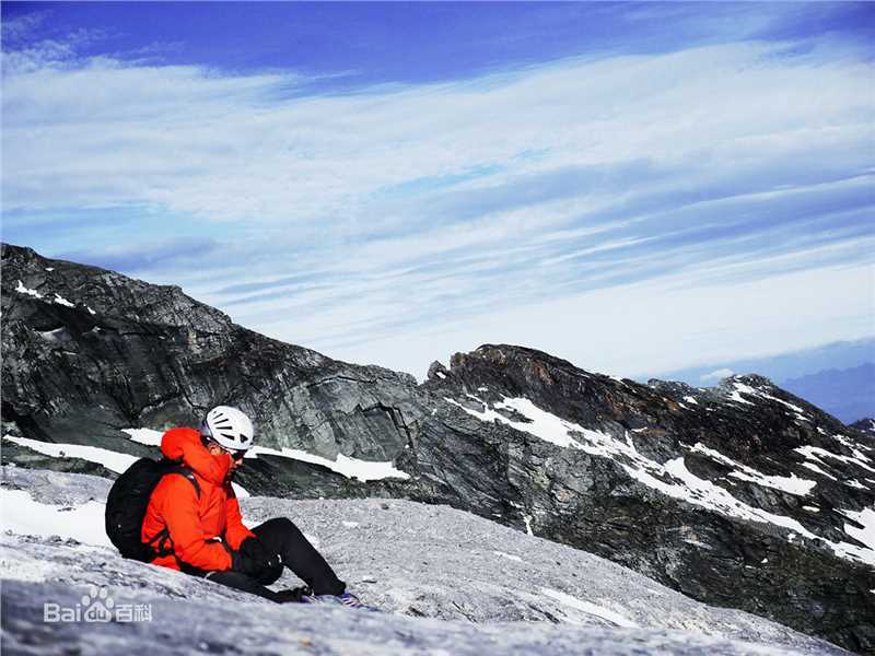 窦骁(Shawn Dou)攀登哈巴雪山图片图册