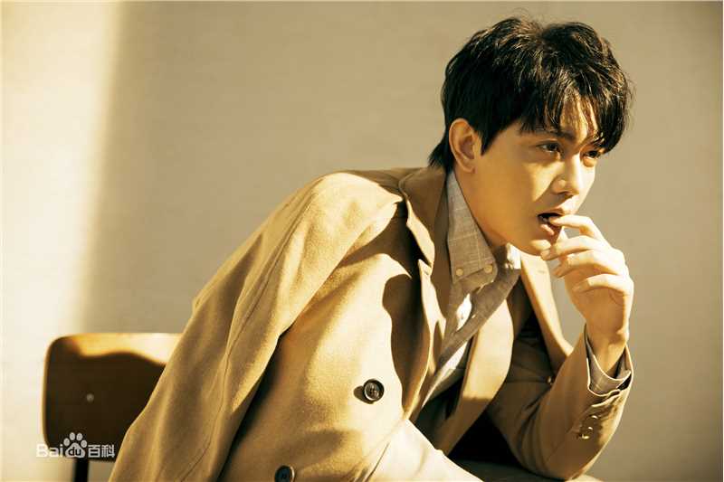 李亭哲最新壁纸