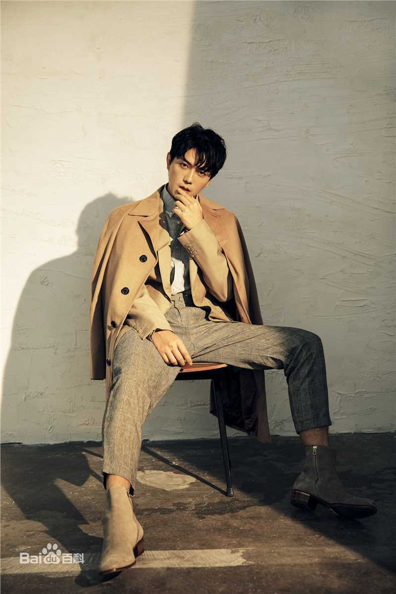 李亭哲最新壁纸