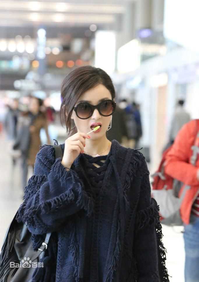 赵丽颖(Zhao Liying)生活照性感图片壁纸