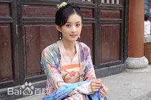 最新赵丽颖(Zhao Liying)在《错点戏点鸳鸯》苏幻儿中的图集