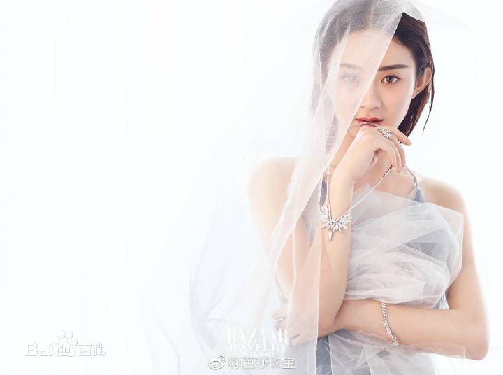 赵丽颖(Zhao Liying)芭莎珠宝性感图片图集