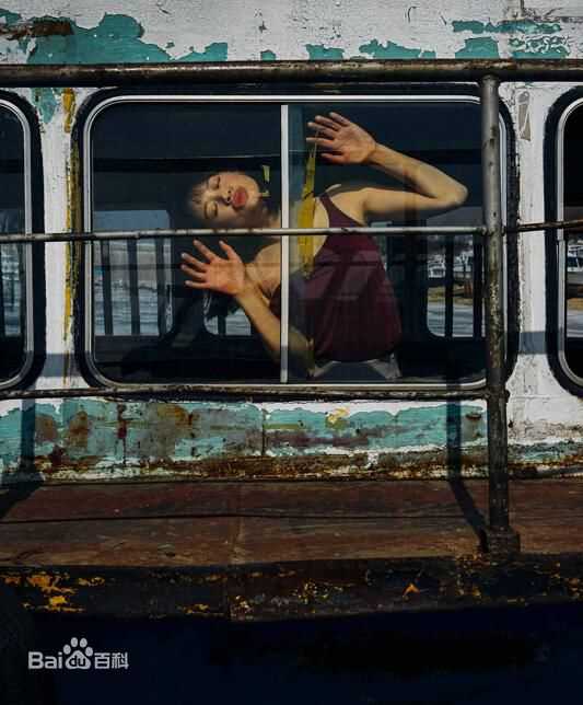 李梦(vivien)男人装前后照片