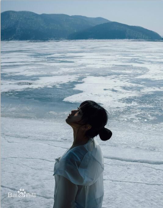 李梦(vivien)男人装前后照片