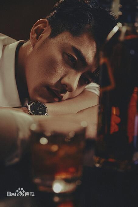 李梦(vivien)时尚芭莎、时尚先生素颜照相册