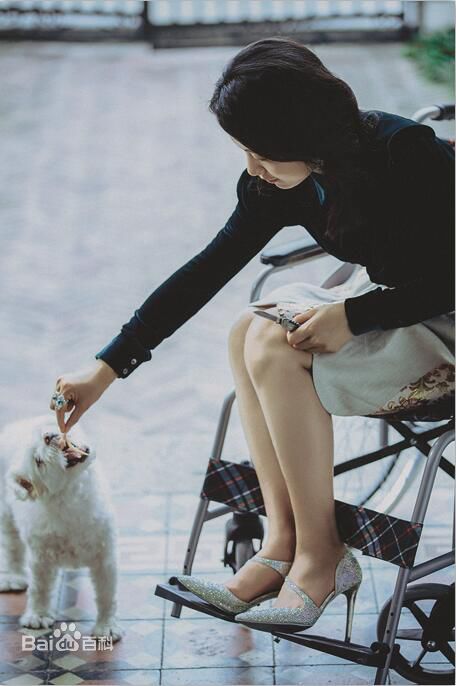 李梦(vivien)时尚芭莎、时尚先生素颜照相册