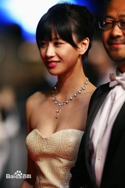 李梦(vivien)戛纳电影节素颜照壁纸