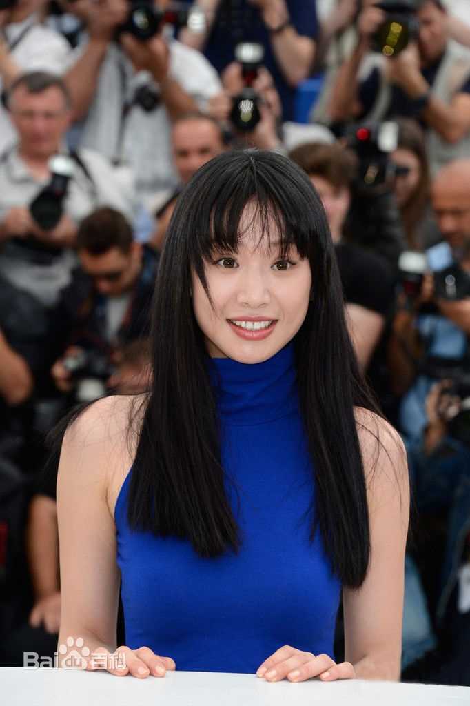 李梦(vivien)戛纳电影节素颜照壁纸