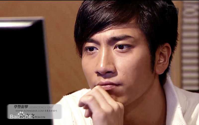 最新吴卓羲(Ng Cheuk Hai，Ron)在2009《学警狙击》饰 钟立文中的壁纸