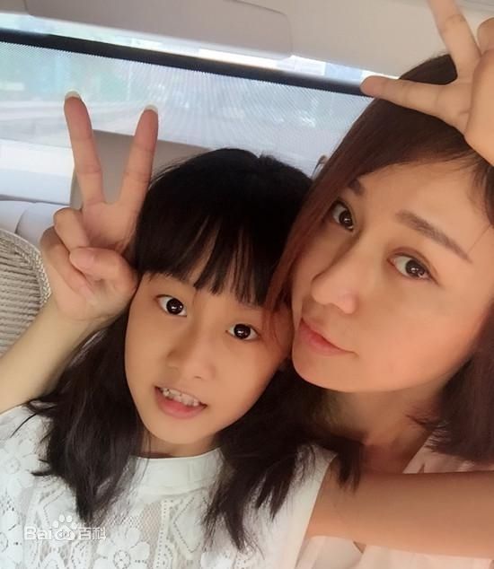 杨雨婷(Yang Yuting)生活壁纸壁纸