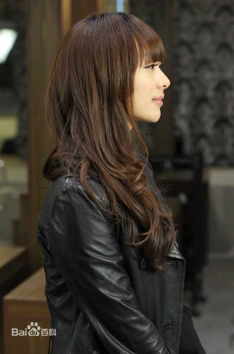 童苡萱(Elena)长发生活照生活照相册