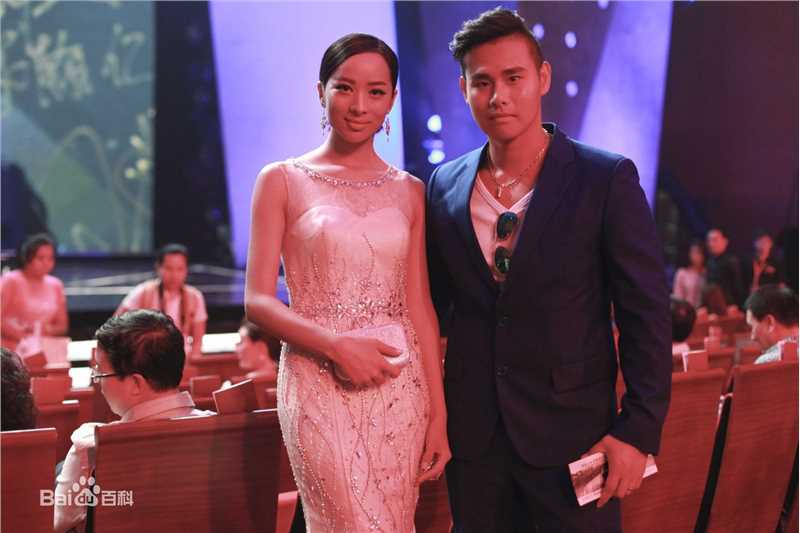 童苡萱(Elena)亮相第12届长春电影节壁纸壁纸