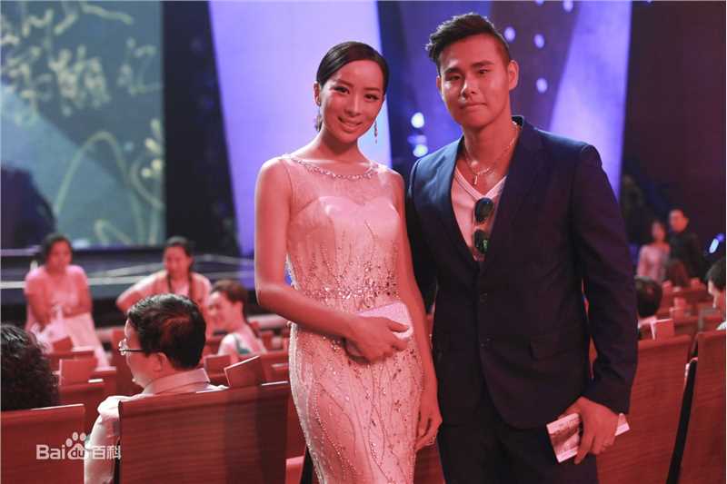 童苡萱(Elena)亮相第12届长春电影节壁纸壁纸