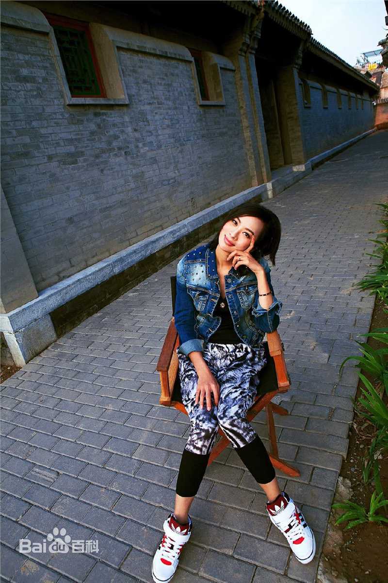 高清童苡萱(Elena)在《艺魂》林逸芸中的图集