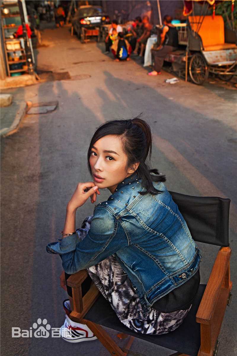 高清童苡萱(Elena)在《艺魂》林逸芸中的图集