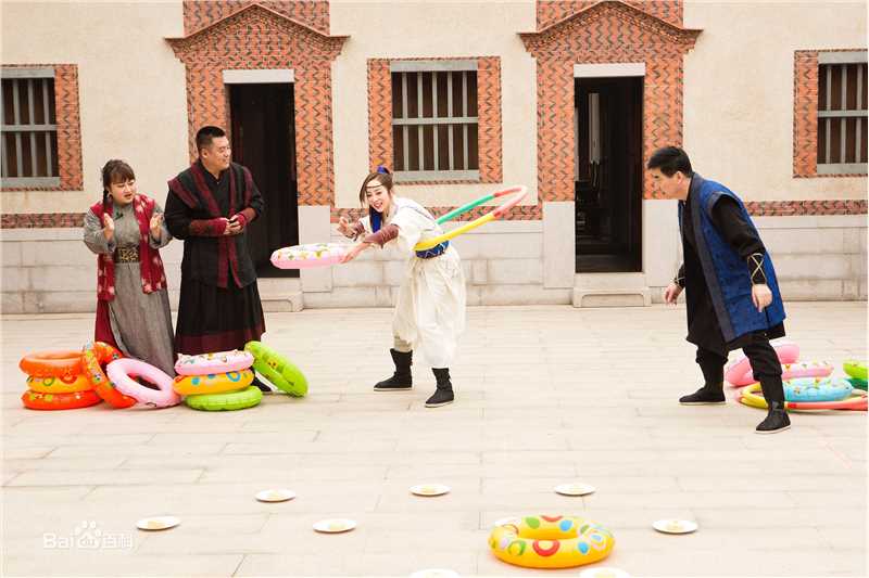 高清童苡萱(Elena)在《谁来陪伴我》白莲中的图集