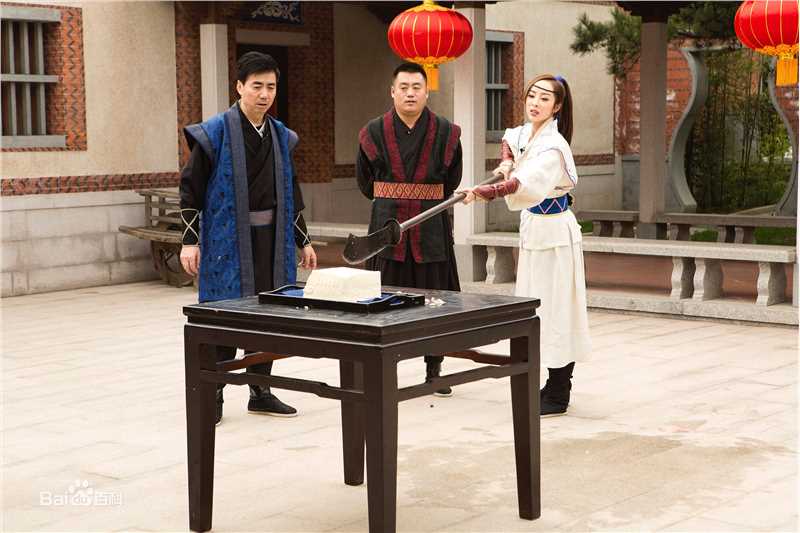 高清童苡萱(Elena)在《谁来陪伴我》白莲中的图集