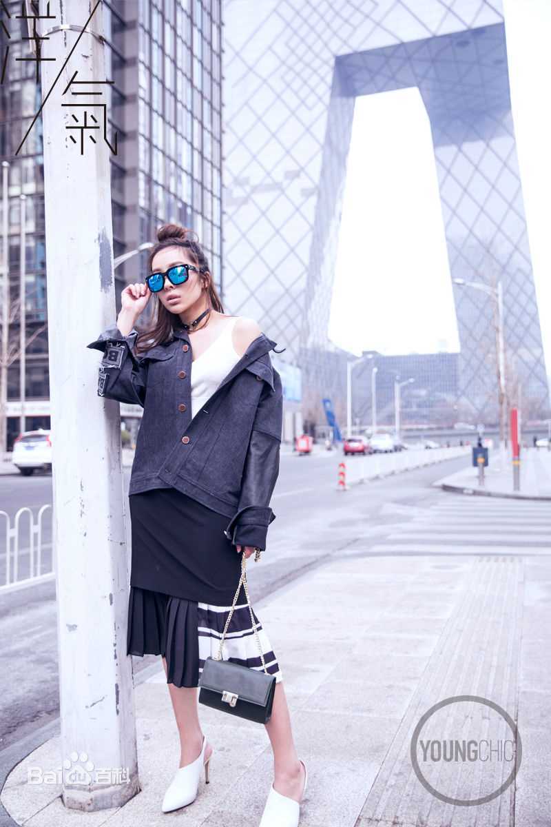 童苡萱(Elena)街拍图册