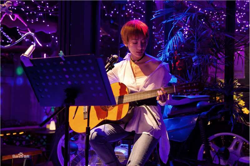 童苡萱(Elena)在《尾牌Q1》幺月中的