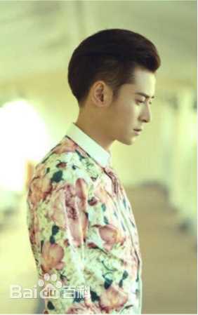 韩栋(Han Dong)《爱来的刚好》最新剧照