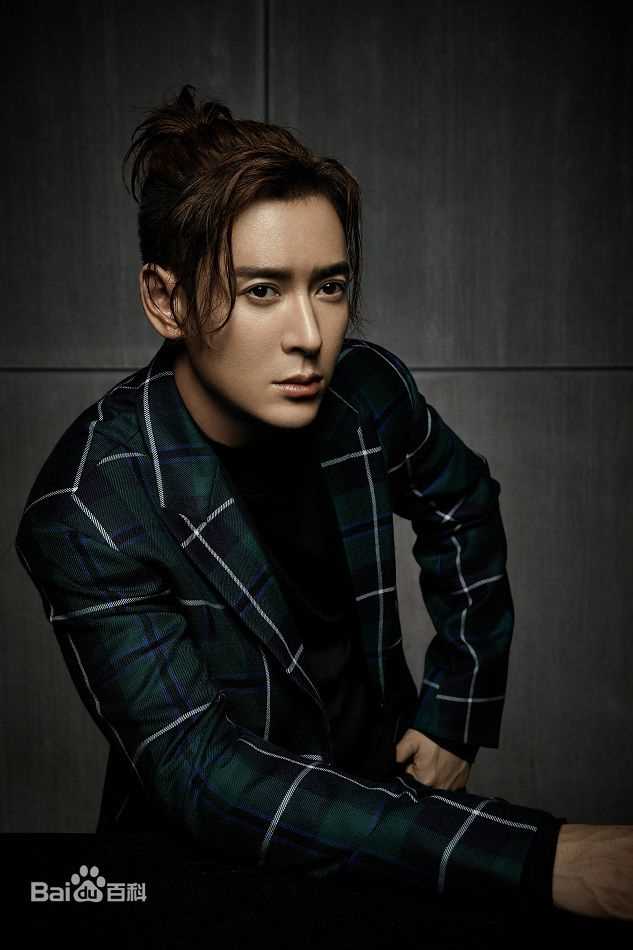 韩栋(Han Dong)最全黑色背景气质壁纸