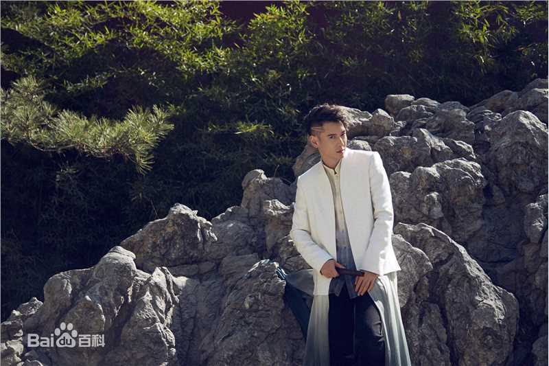 韩栋(Han Dong)最新水墨风壁纸