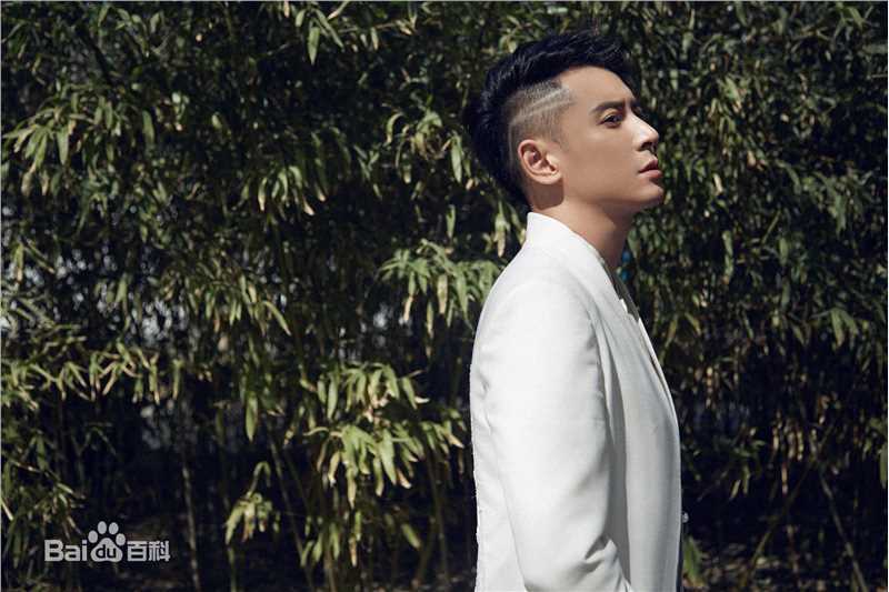 韩栋(Han Dong)最新水墨风壁纸