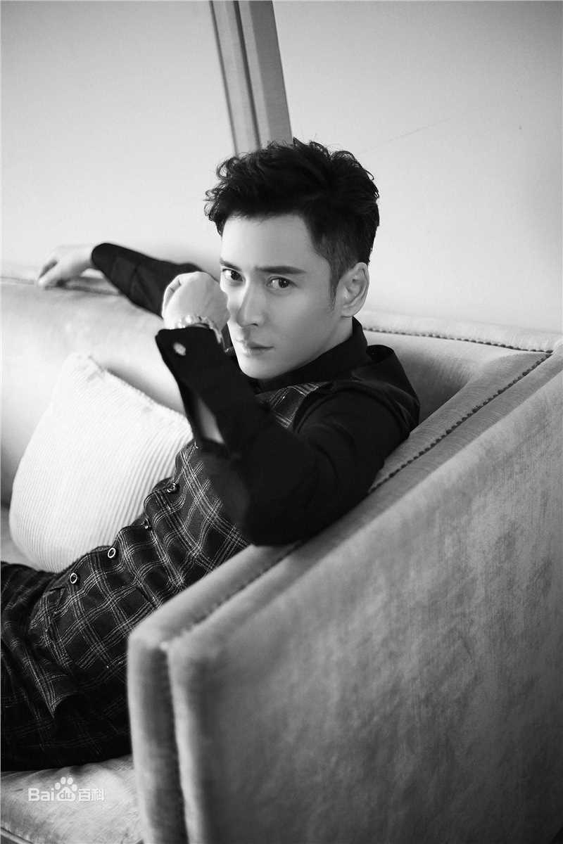 韩栋(Han Dong)秀场LOOK图册