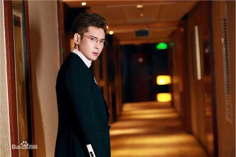 韩栋(Han Dong)秀场LOOK图册