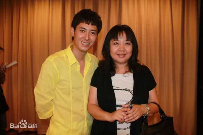 高清韩栋(Han Dong)在《红尘丽影》相关图片中的图集