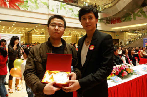 韩栋(Han Dong)活动图片前后照片