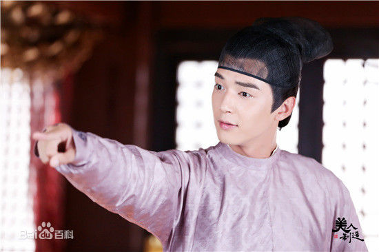 最新金世佳在《美人制造》贺兰钧中的壁纸