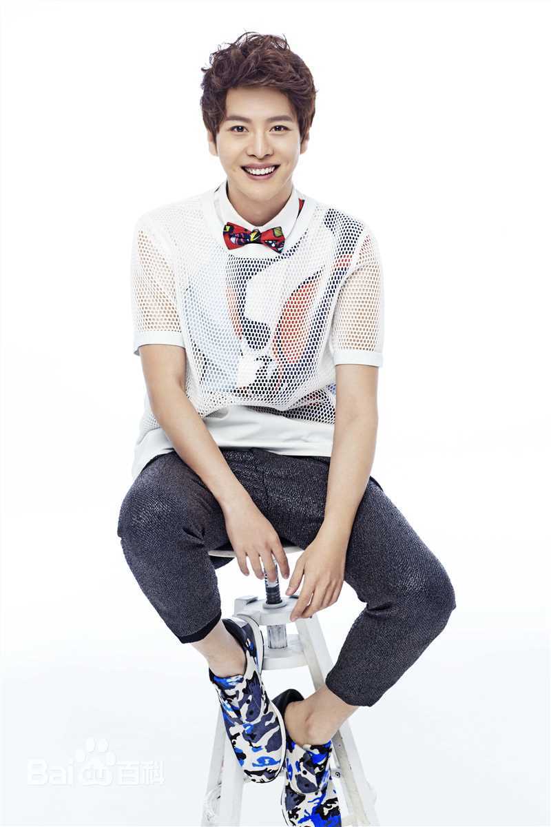 最优质徐海乔(Joe)在《有爱》 2015-03中的相册