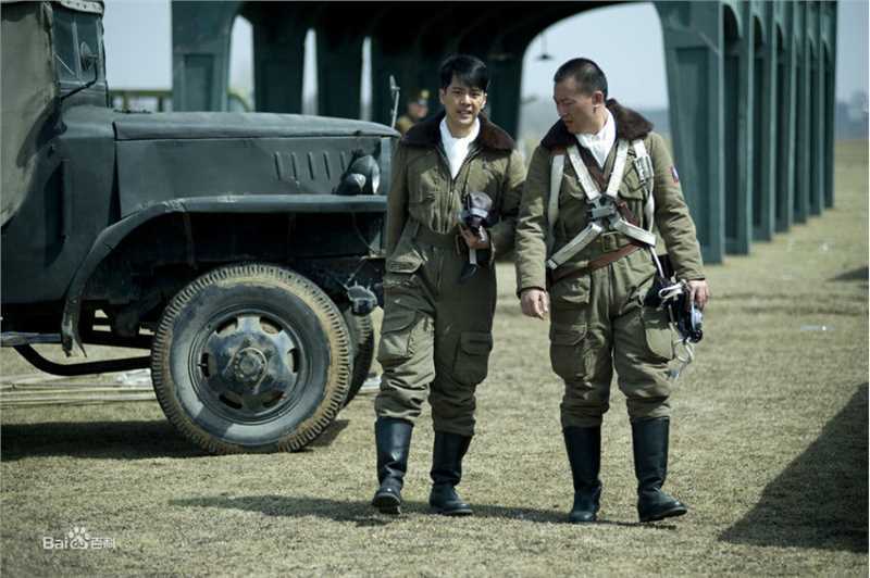 最新徐海乔(Joe)在《血战长空》徐世业中的壁纸