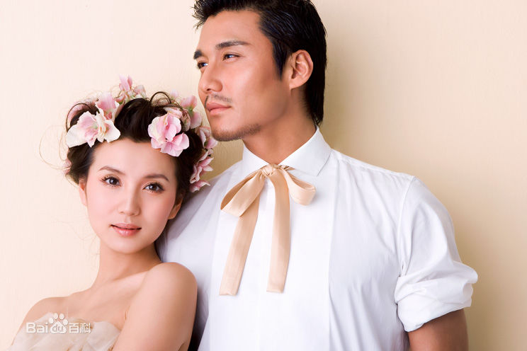 胡兵婚纱代言生活照相册