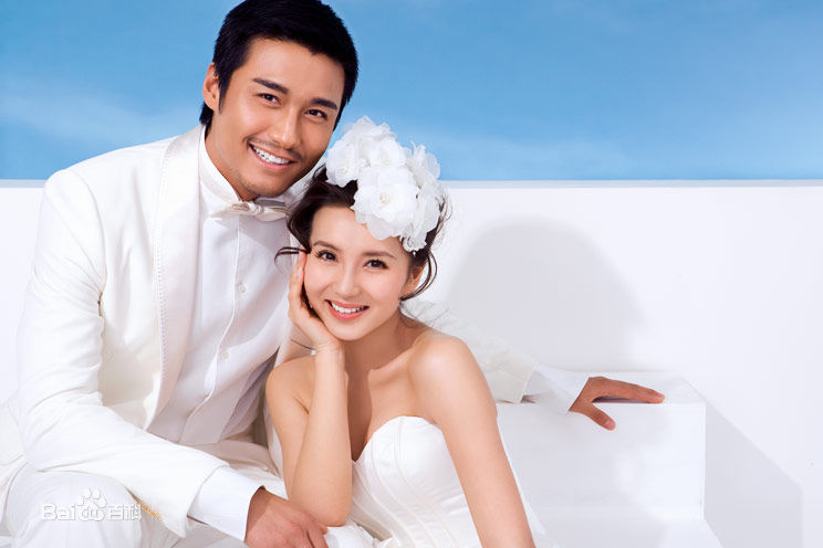 胡兵婚纱代言生活照相册